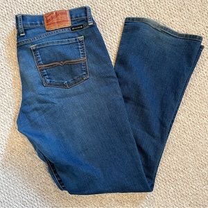 Lucky Brand soft sturdy stretch flared jeans size 10 length 30